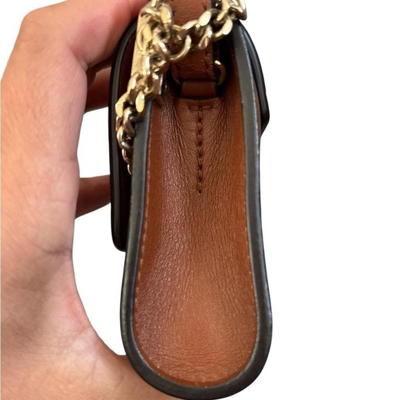 Chloe Faye Leather crossbody bag - Picture 9 of 11